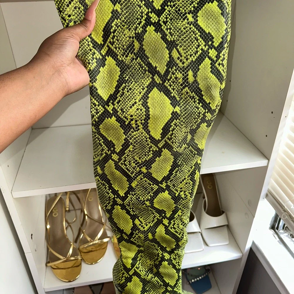 Reptile Patterned Boots - Picture 2 of 3